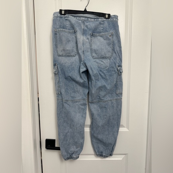 EUC AE American Eagle Cargo Jean Joggers Size 10 Regular - Picture 4 of 6